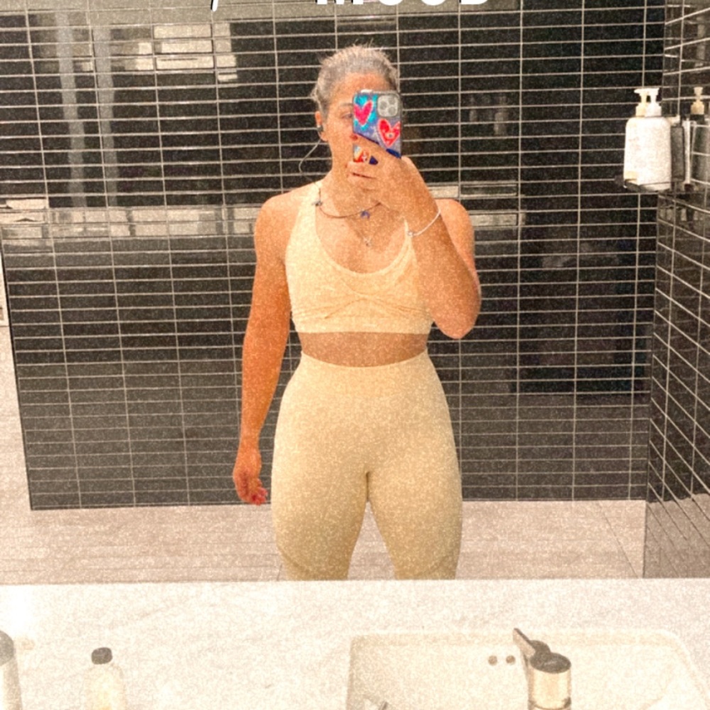 Whitney Simmons x gym shark yellow set size S